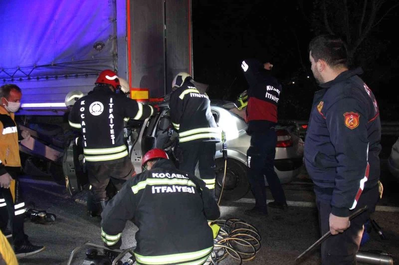 Tırın altında ölüm kalım savaşı
