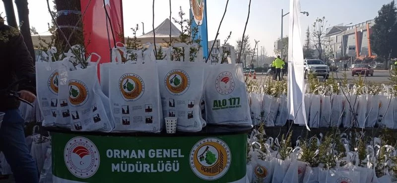 İlkokul öğrencileri geleceklerine adım attılar
