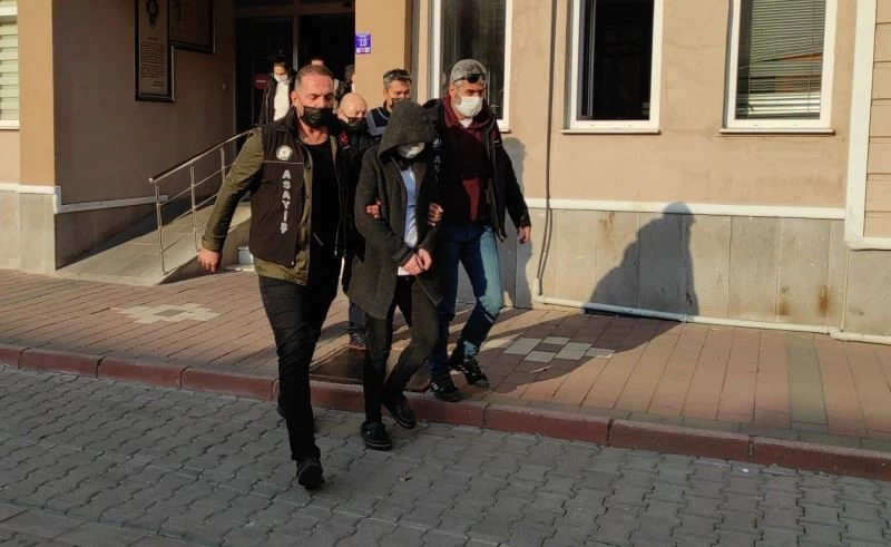 İş insanı Süha Sümer ile eşi Nilgün Akman Sümer’i öldüren zanlı tutuklandı
