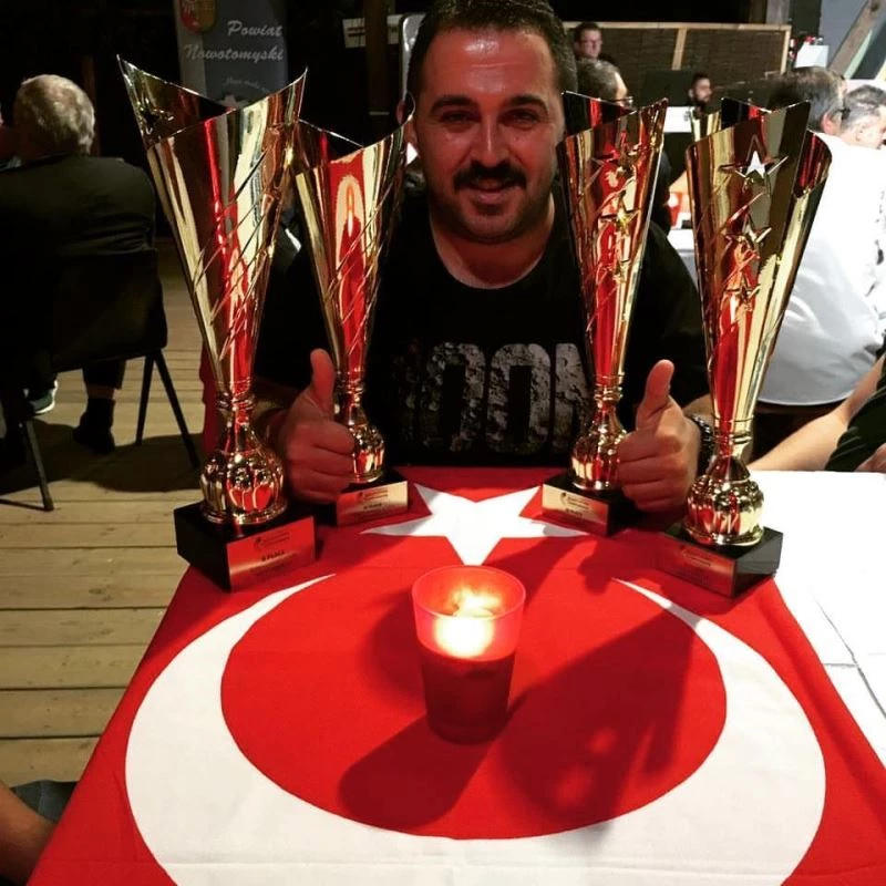 Halter camiası yasta
