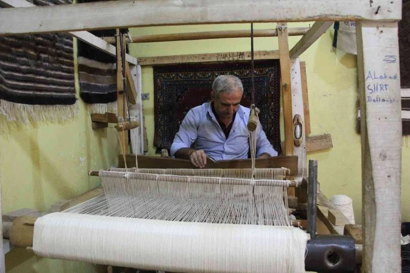 Bir zamanlar bacasız fabrikaydı, şimdilerde teknolojiye direniyor
