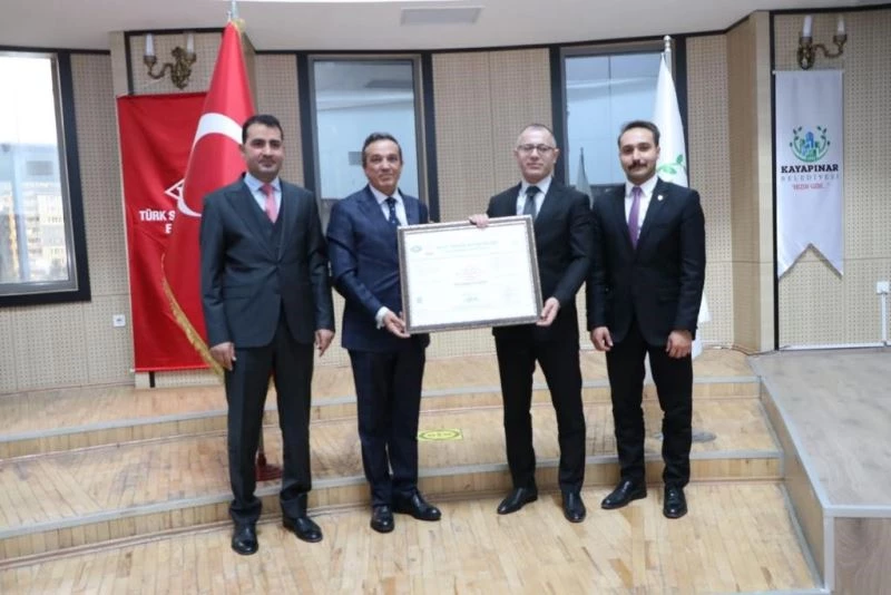 Kayapınar Belediyesi’ne ‘TS EN ISO 9001 Kalite Yönetim Sistem Belgesi’ verildi
