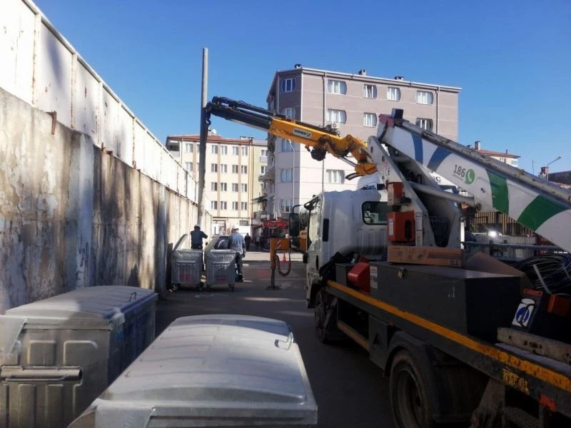 Muhtar istedi, mahalle aydınlandı
