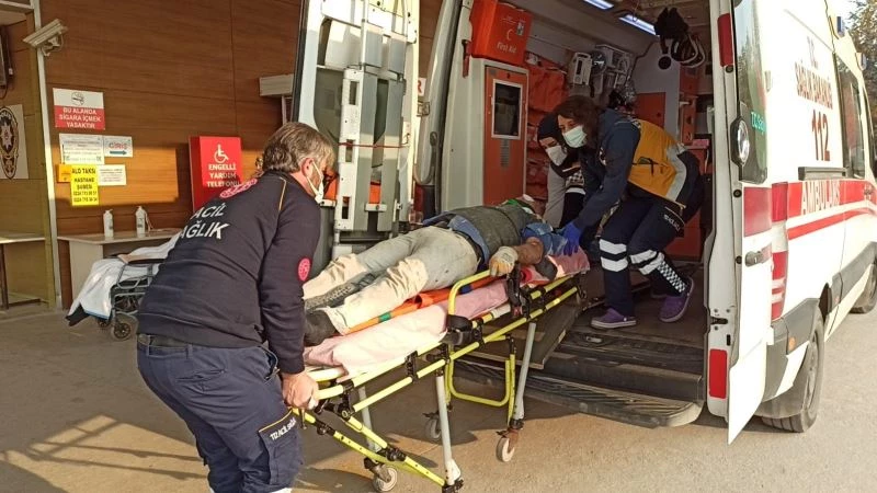 Bursa’da kurduğu iskeleden düşen usta yaralandı
