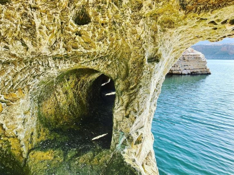 Keban’da 45 milyon yıllık tarihi kalıntılar görüntülendi
