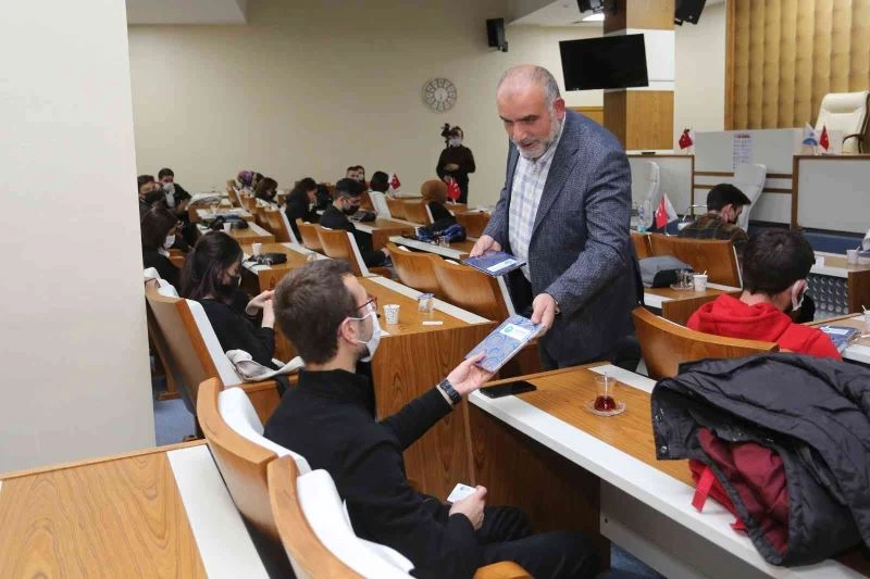 Başkan Sandıkçı: “Gençliğe yatırım geleceğe yatırımdır”
