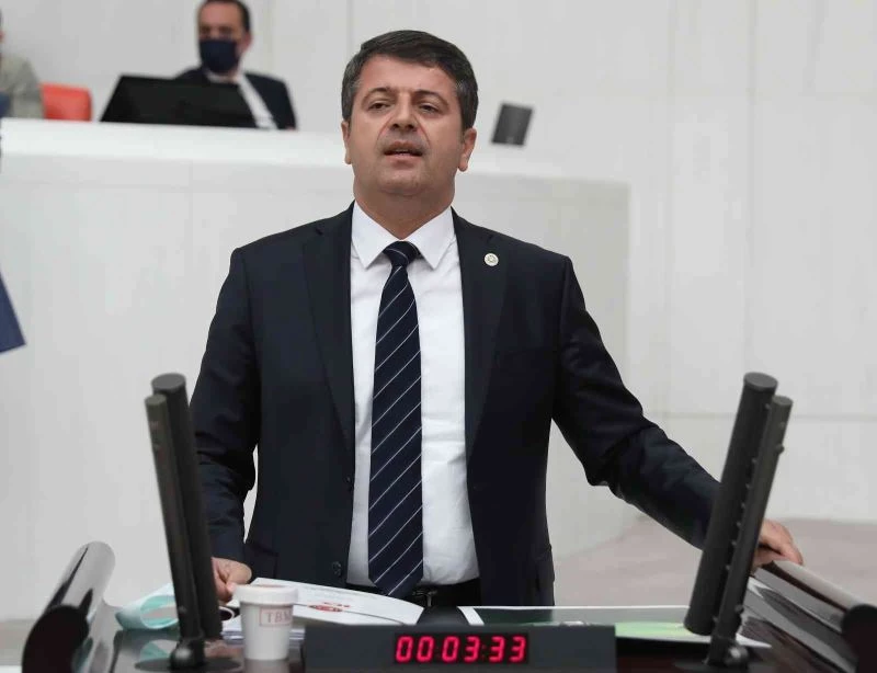 Milletvekili Tutdere, tütün üreticilerinin sorunlarını dile getirdi
