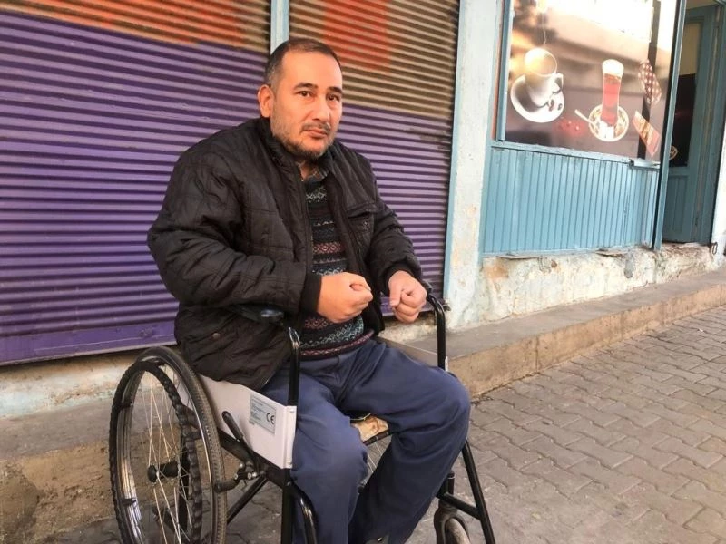 Hırsızlar kas hastasının dünyasını başına yıktı
