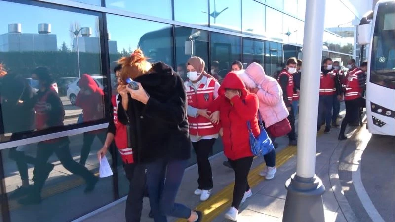 Sosyal medyadaki fuhuş pazarlığı, siber devriyeye takıldı
