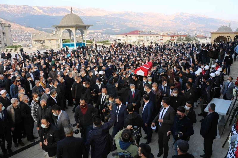 AK Parti Milletvekili İmran Kılıç son yolculuğuna uğurlandı
