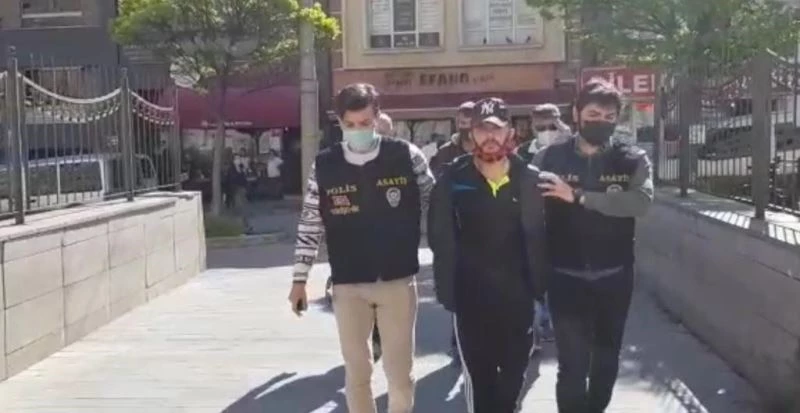 2 yıl sonra karşılaştığı husumetlisini öldüren sanığın yargılanmasına başlandı
