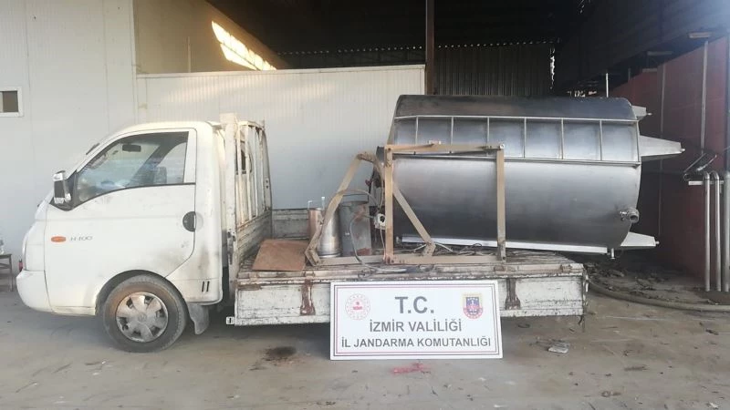 İzmir’de mandıra hırsızlarına suçüstü
