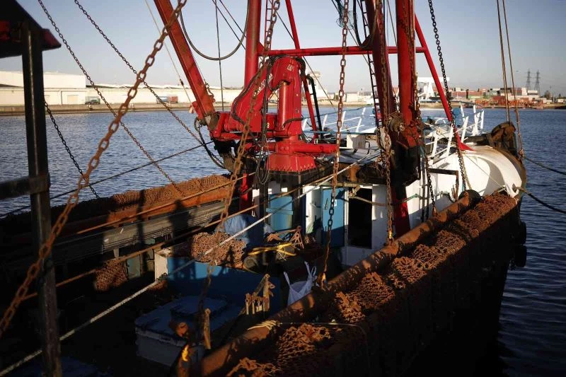 İngiltere: “Fransa el koyduğu İngiliz balıkçı teknesini serbest bıraktı”
