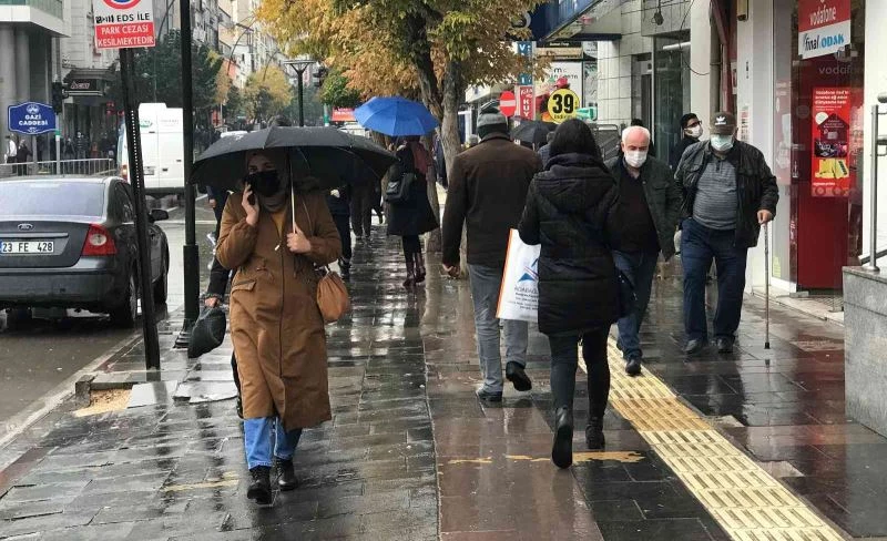 Aşılamada sarıya dönen Elazığ’da uzmanlar uyardı: 