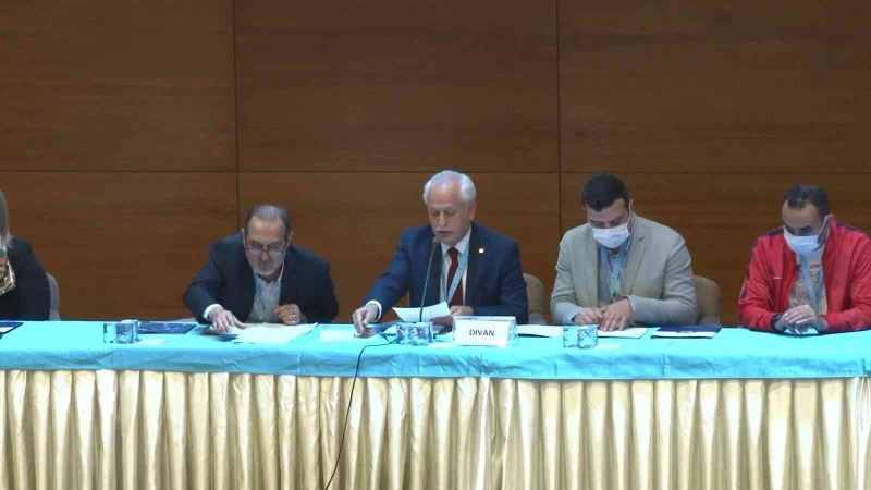 Türkiye Yüzme Federasyonu Başkanı Erkan Yalçın, yeniden başkanlığa seçildi
