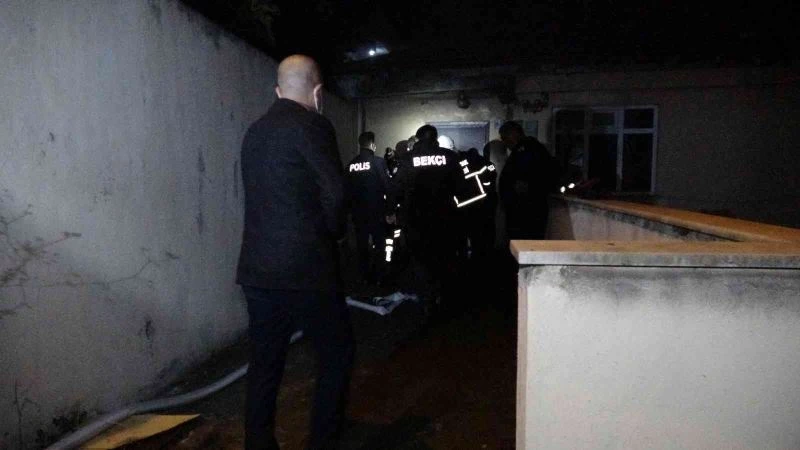 ’Çamaşır asmayın, buraları yakacağım’ dedikten sonra evinde yangın çıktı
