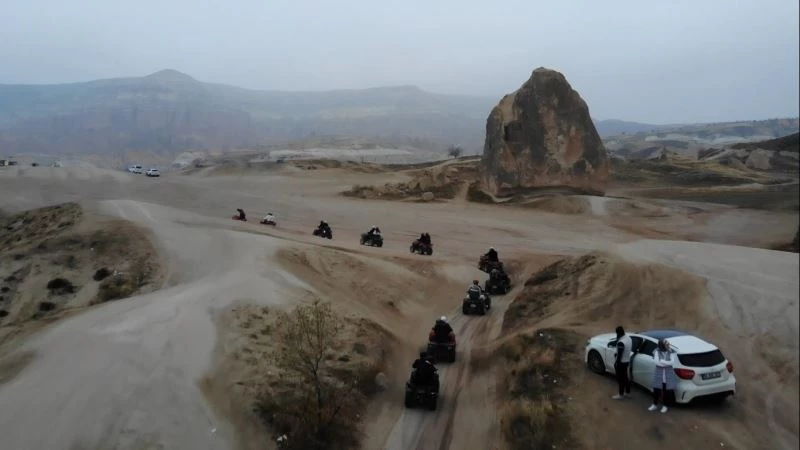 Kapadokya’yı havadan göremeyince, karadan gezdiler
