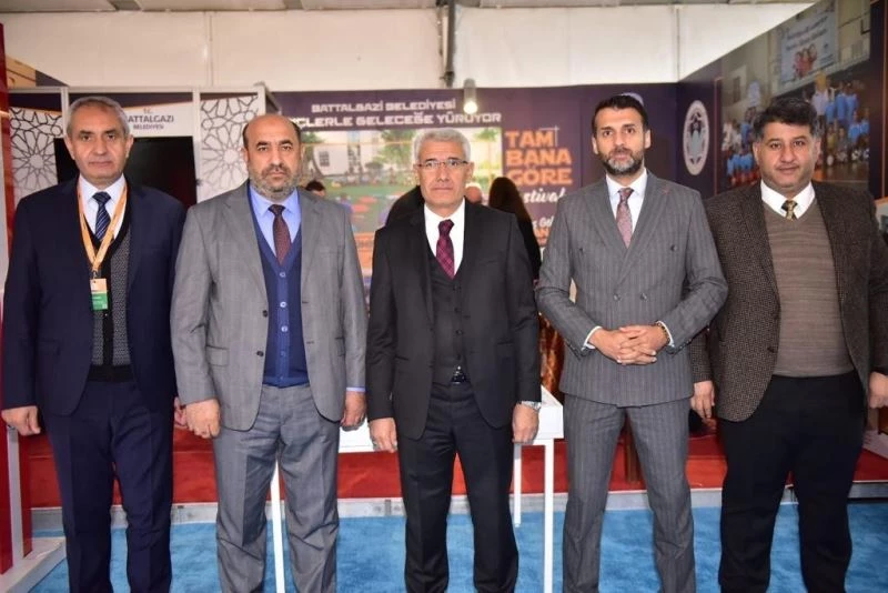 Battalgazi Belediyesi’nin festivalde açtığı standa yoğun ilgi
