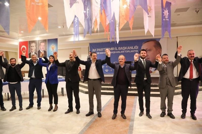 Başkan Sürekli, bin 294 mahalle başkanına Torbalı’dan seslendi
