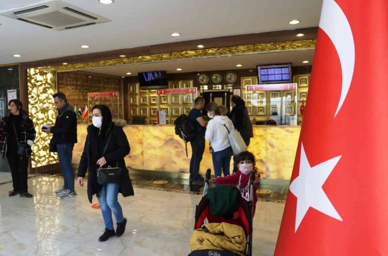 İranlıların Van’a gelişi esnafın yüzünü güldürdü
