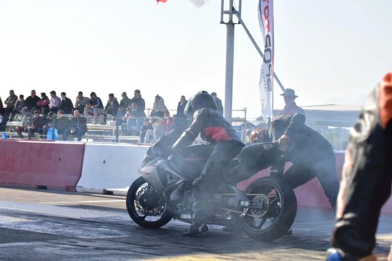 Kepez’de motodrag heyecanı
