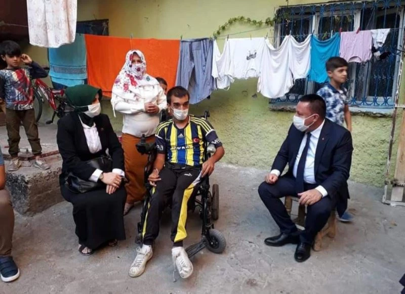 Muradiye Mahalle sokaklarına hizmet eli değdi
