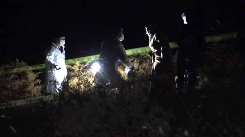 Ormanlık alandaki vahşette yaşlı adamın kesik başı aranıyor
