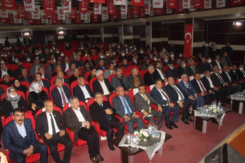 Milletvekili Öztürk: “Milyonlarca şehit verip kanla, gözyaşıyla vatanlaştırdığımız bu coğrafyanın bölünmesine rıza mı göstereceğiz?”
