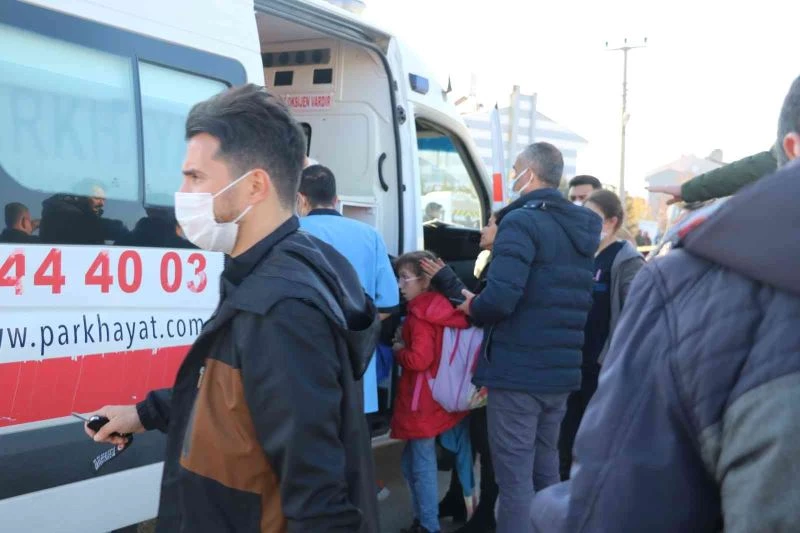 Servis ile polis aracının çarpıştığı kazada yaralıların kimlikleri belli oldu
