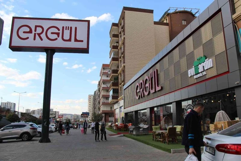 Mobilya mağazasından 24 Kasım Öğretmeler Gününe özel indirim
