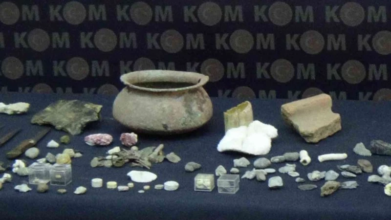 İstanbul’da 774’ü sikke olmak üzere bin 730 parça tarihi eser ele geçirildi
