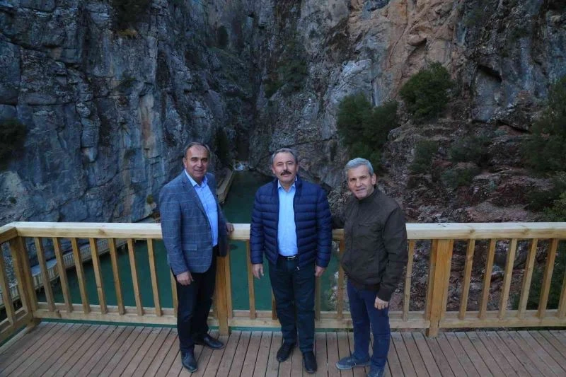 Doğa tutkunları Acıpayam Kanyon projesinin bitmesini sabırsızlıkla bekliyor
