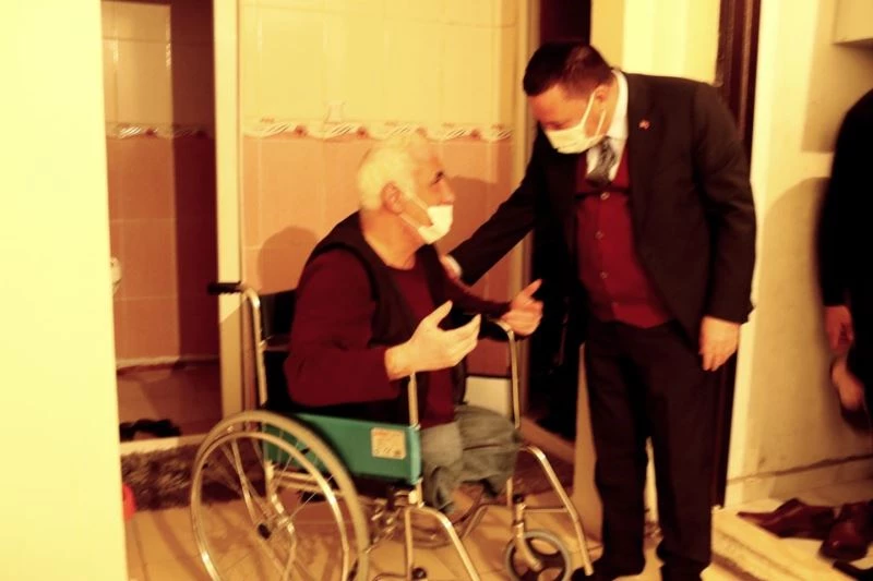 Bu evde yürekleri sızlatan bir dram var
