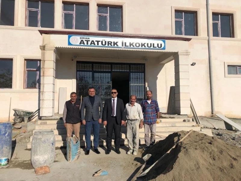 Şirvan Kaymakamı Hasar, okul inşaatını denetledi
