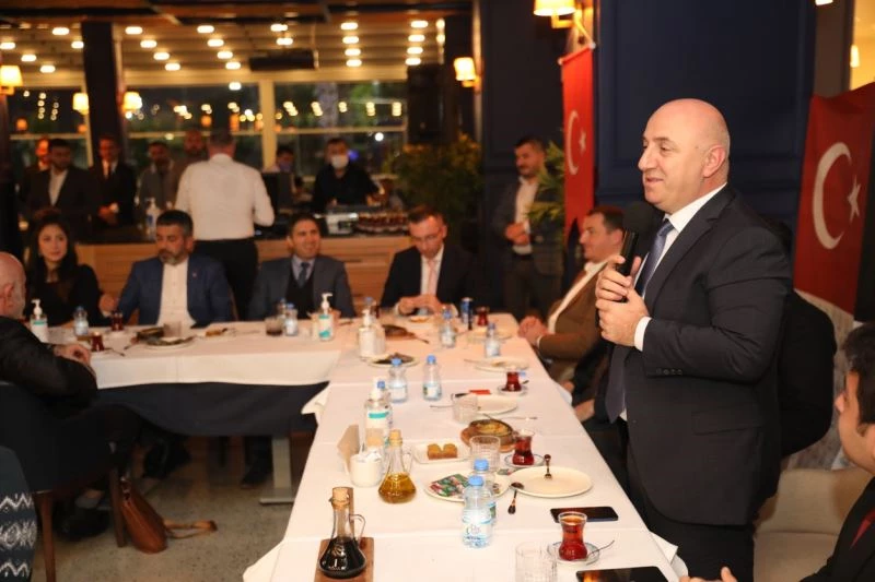 Başkan Bıyık, okul müdürleriyle bir araya geldi
