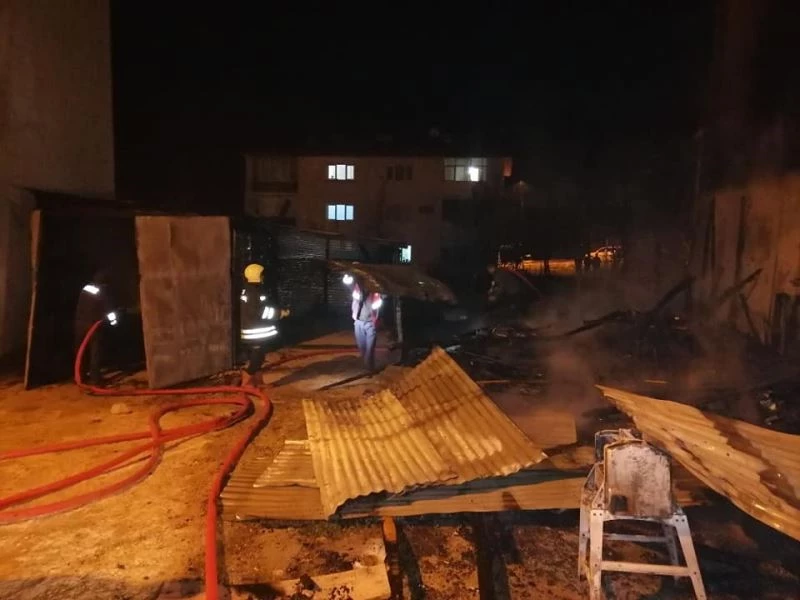 Garajda çıkan yangın büyümeden kontrol altına alındı
