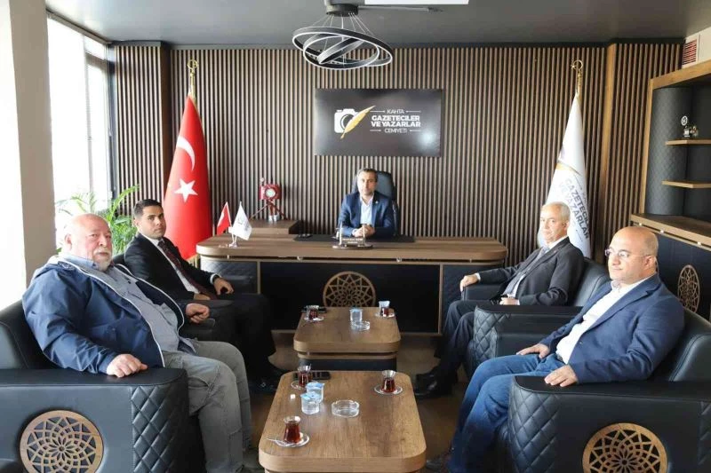 BYEGM İl Müdürü Güvel, Kahta’daki gazetecilerle bir araya geldi
