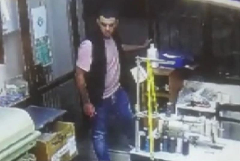 Terziyi takip eden hırsız kamerayı hesap edemedi
