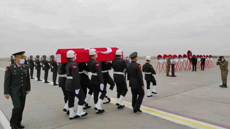 Şehit binbaşı memleketine uğurlandı
