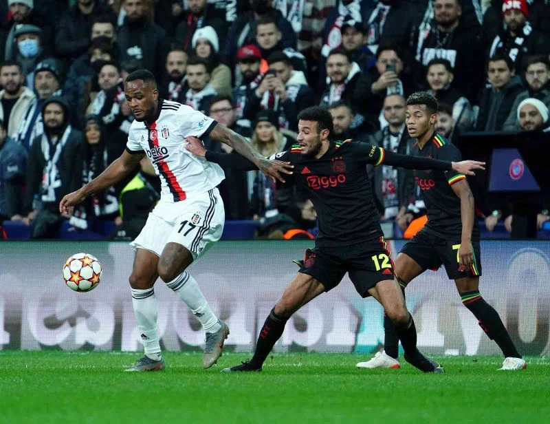 UEFA Şampiyonlar Ligi: Beşiktaş: 1 - Ajax: 0 (Maç devam ediyor)
