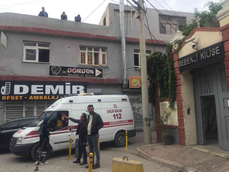 Derme çatma evde tek yaşayan adam ölü bulundu
