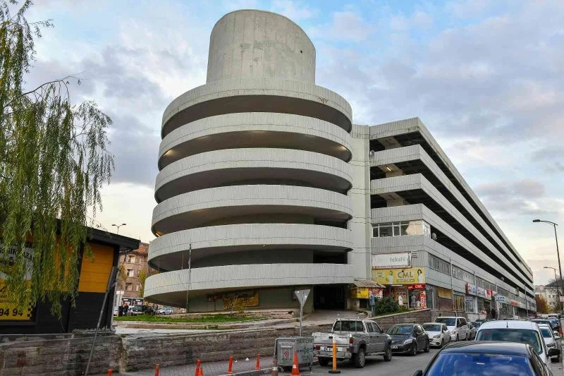 Sıhhiye Çok Katlı Otoparkı yeniden hizmete açıldı
