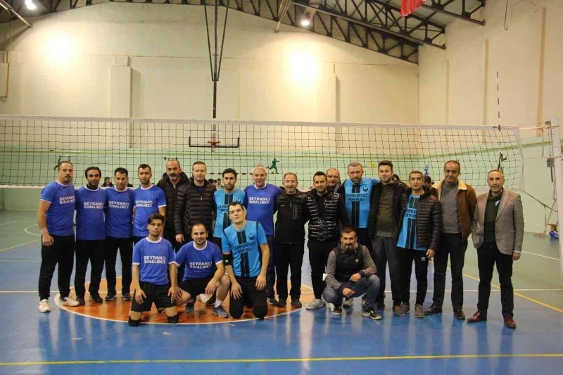 File şampiyonu Oltu Anadolu Lisesi
