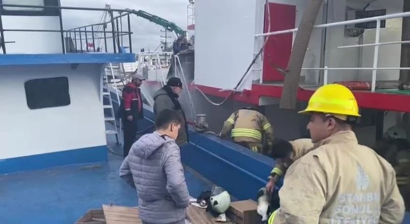 Balıkçı teknesinde yangın paniği
