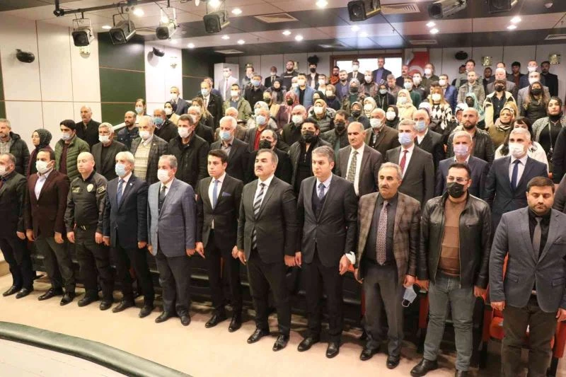 Ahlat’ta “Tarihin Görgü Tanıkları Ayağa Kalkıyor Projesi” tanıtım filminin gösterimi yapıldı
