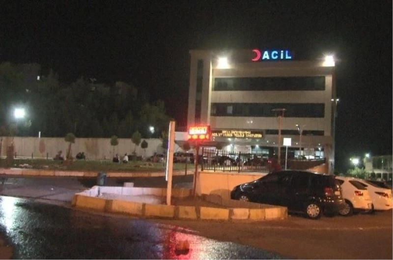 Eşine satırla saldıran cani koca yakalandı
