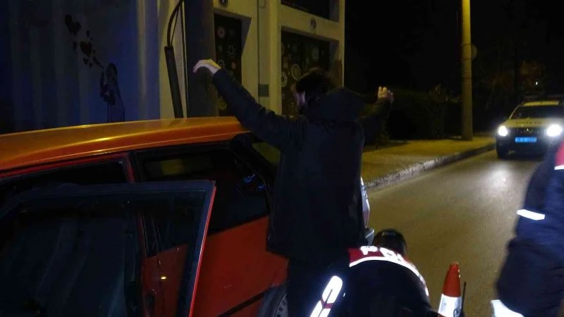 Bursa’da yunus polislerinden ’Şok’ uygulama
