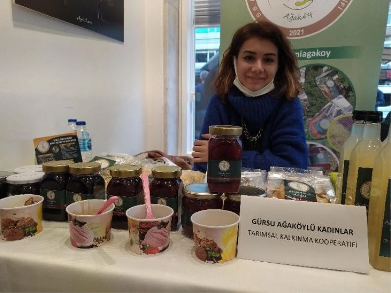 Kadınlar şiddet mağdurlarına destek için organik pazara akın etti
