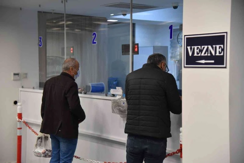 Belediye vezneleri hafta sonu da açık olacak
