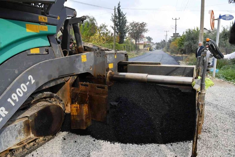 Çakırlar’a 1,5 kilometre sıcak asfalt
